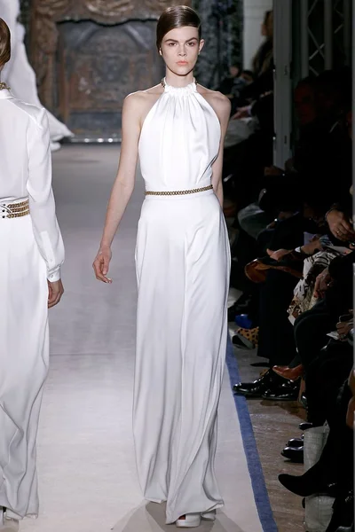 Look 36